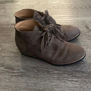 FRANCO SARTO SUEDE BROWN BOOTIES SIZE 5.5 M